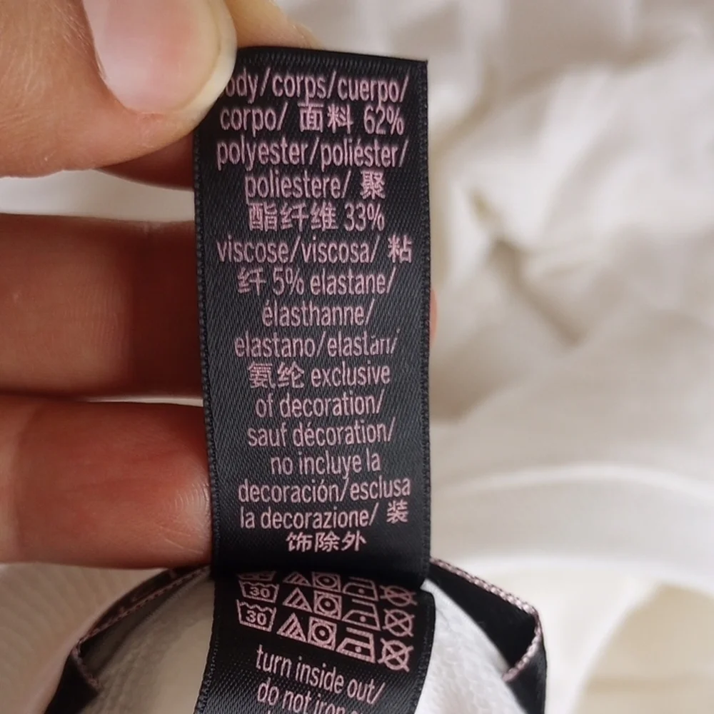 Victoria's Secret White Sweatshirt with 'LOVE' Print - Picture 5 of 5